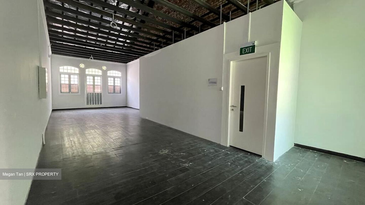 Bendemeer Road (D12), Retail #511415101